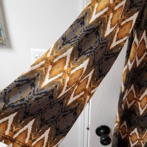 Vibe Sportswear Women's Dress, Medium.